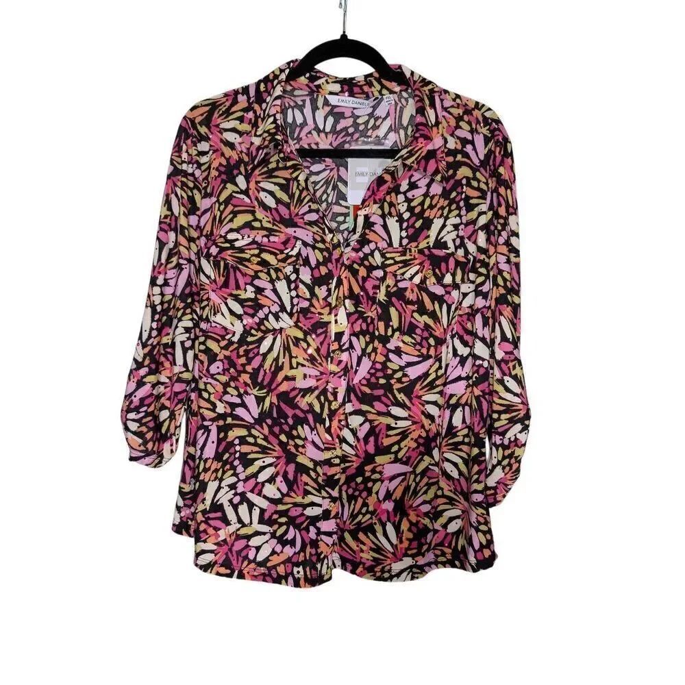 NWOT Emily Daniels 3/4 Sleeve Button Down Disco Dot Blouse Petite Size